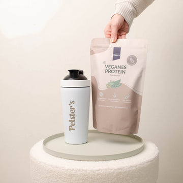 Pelster's Edelstahlshaker mit veganem Proteinpulverbeutel im Geschmack Neutral